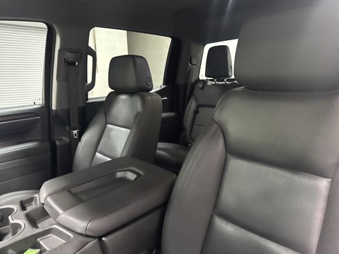 Used 2025 GMC Sierra 1500 SLT AWD/4WD image 29
