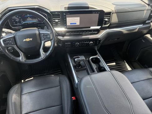 Used 2023 Chevrolet Silverado 1500 LTZ AWD/4WD image 17