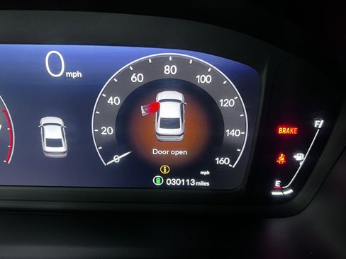 Used 2023 Honda Accord EX image 11