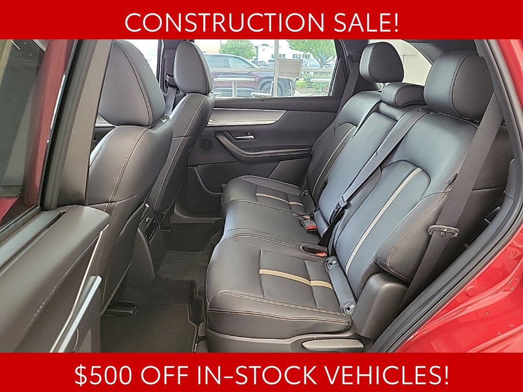 Used 2025 MAZDA CX-70 Plug-In Hybrid w/ Premium Plus AWD/4WD image 12