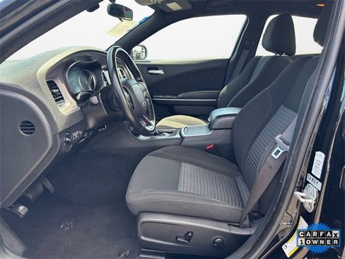 Used 2023 Dodge Charger SXT image 9
