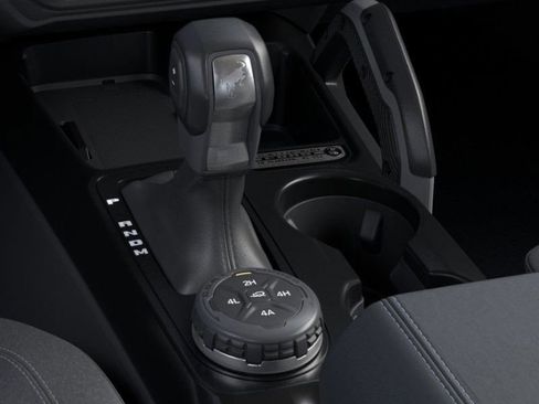 New 2026 Ford Bronco Outer Banks w/ Sasquatch Package image 17