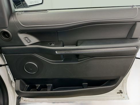 Used 2024 Ford Expedition XLT image 35