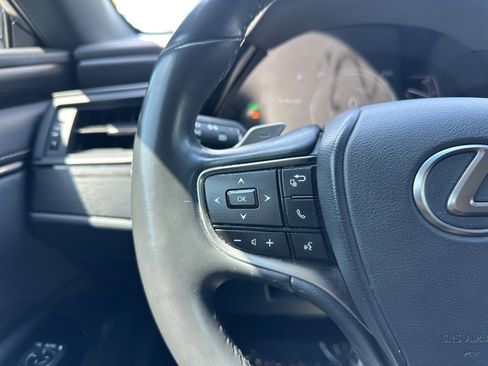 Used 2023 Lexus ES 300h w/ Premium Package FWD image 19