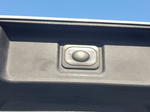 Used 2021 Ford Mustang Mach-E Select image 12