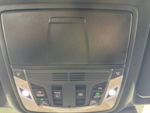 Used 2020 Acura RDX A-Spec image 27