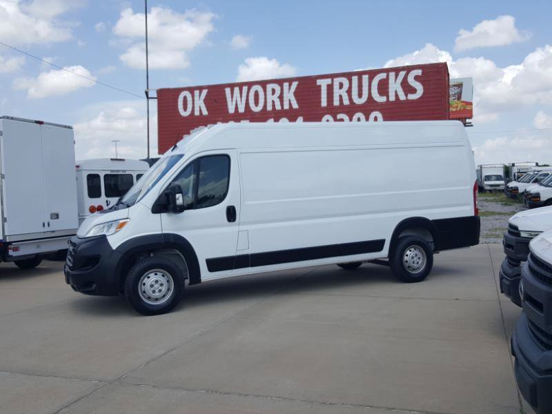 Used 2023 RAM ProMaster 3500 w/ Driver Convenience Group FWD image 2