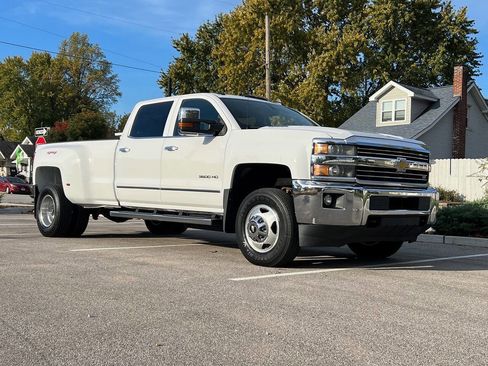 Used 2015 Chevrolet Silverado 3500 LTZ w/ Duramax Plus Package image 6