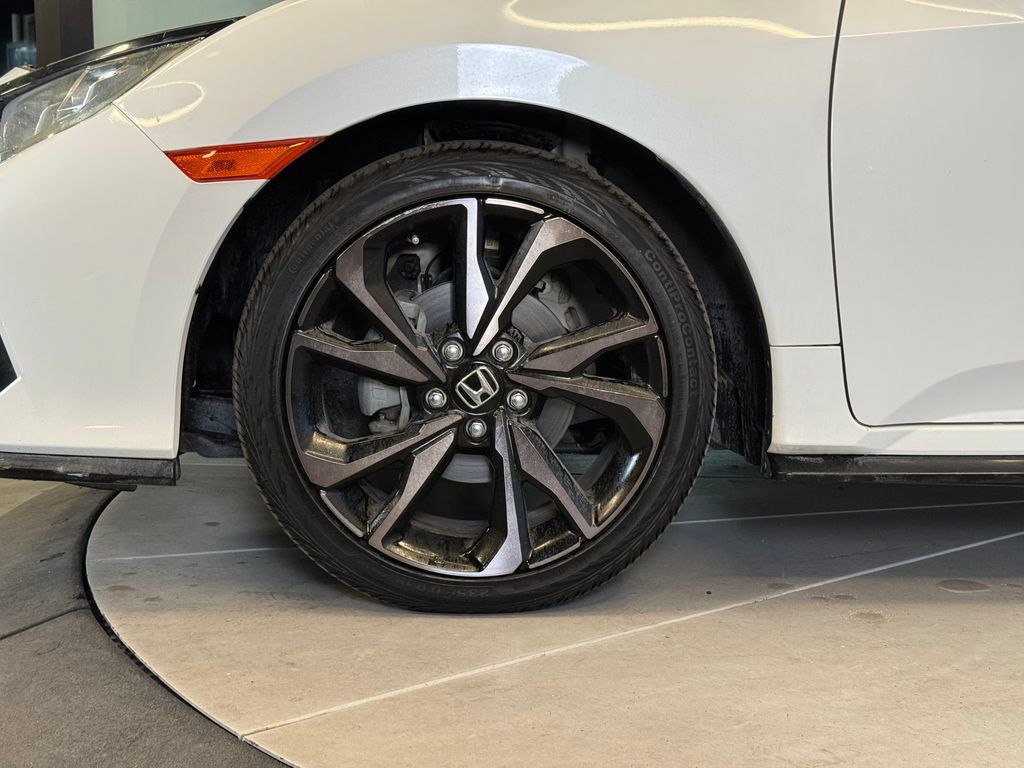 Used 2018 Honda Civic Sport image 25