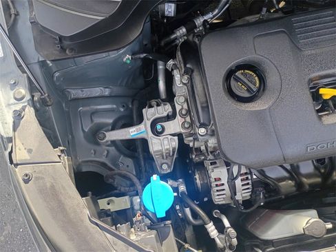 Used 2021 Kia Soul LX image 19