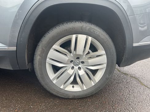 Used 2019 Volkswagen Atlas SEL Premium image 3