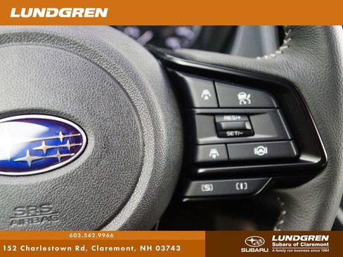 Certified 2025 Subaru Forester Premium AWD/4WD image 17