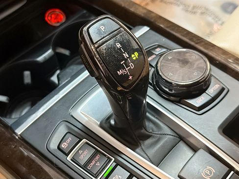 Used 2014 BMW X5 xDrive35d image 25