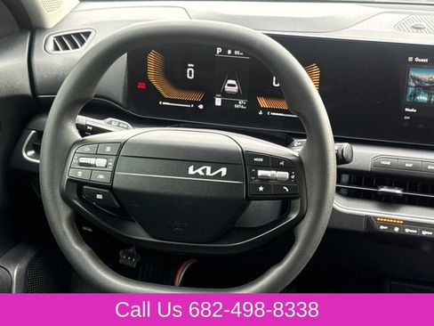 Used 2026 Kia K4 FWD image 12
