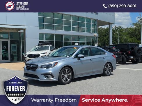 Used 2018 Subaru Legacy 3.6R Limited AWD/4WD image 1
