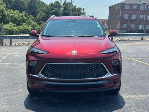 Used 2024 Buick Encore GX Avenir w/ Avenir Convenience Package FWD image 10