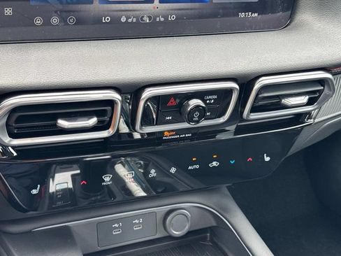 New 2026 Nissan Sentra SR w/ SR Premium Package FWD image 29
