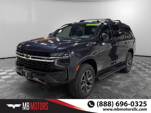 Used 2022 Chevrolet Tahoe Z71 w/ Luxury Package AWD/4WD image 10