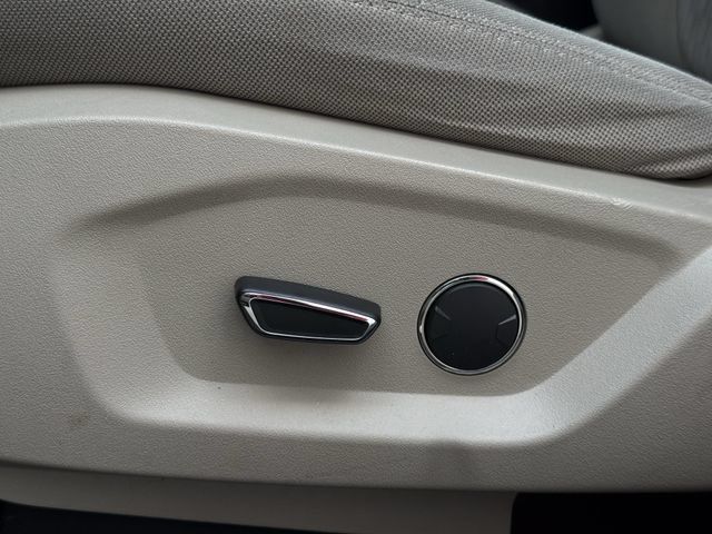Used 2018 Ford Explorer FWD image 23