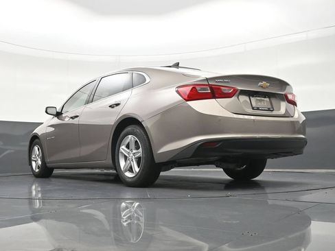 Used 2024 Chevrolet Malibu LS FWD image 30