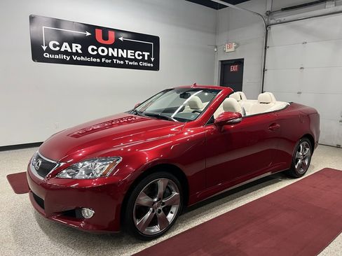 Used 2010 Lexus IS 350C image 2
