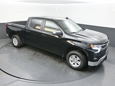 Used 2025 Chevrolet Silverado 1500 LT image 28