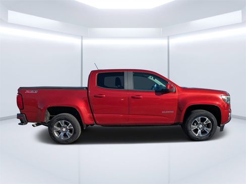 Used 2016 Chevrolet Colorado Z71 image 2