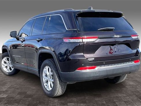 Used 2023 Jeep Grand Cherokee Limited image 12