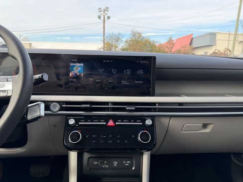 Used 2025 Hyundai Tucson Blue image 18