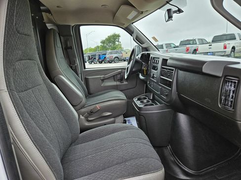 Used 2025 GMC Savana 2500 w/ Driver Convenience Package RWD image 24