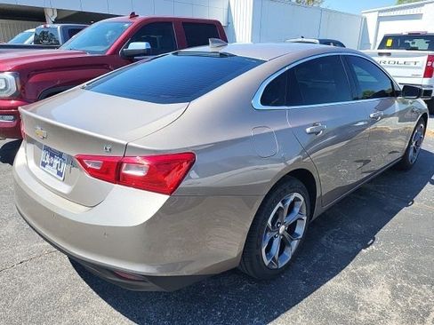 Used 2024 Chevrolet Malibu LT image 3