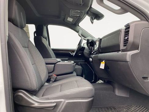 New 2024 GMC Sierra 1500 Elevation image 30