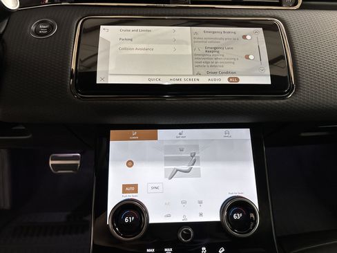 Used 2023 Land Rover Range Rover Evoque R-Dynamic S image 18