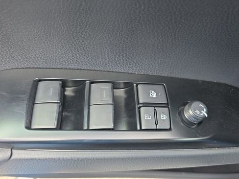 Used 2026 Toyota Camry SE w/ Convenience Package FWD image 28