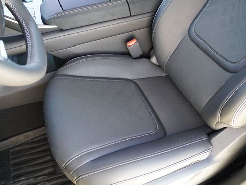 New 2026 INFINITI QX80 Luxe w/ Exterior Package image 9