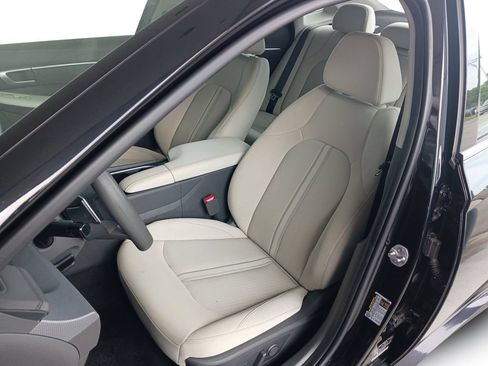 Used 2025 Hyundai Sonata SEL FWD image 26