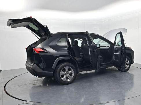 Used 2024 Toyota RAV4 XLE image 60