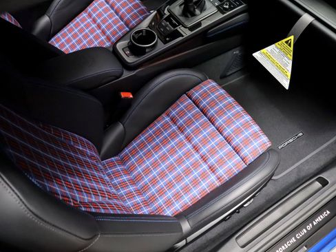 Certified 2026 Porsche 911 Carrera T RWD image 38