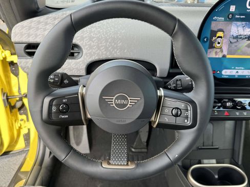 Used 2025 MINI Cooper S image 24