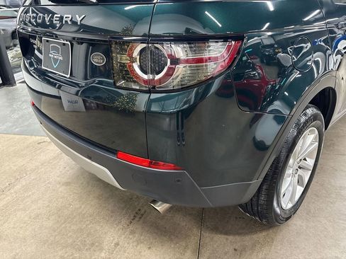 Used 2017 Land Rover Discovery Sport HSE image 26