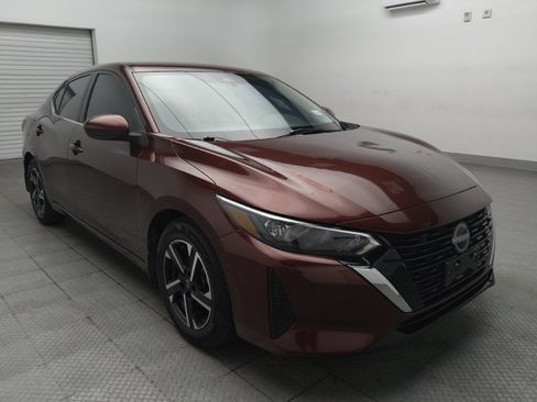 Used 2024 Nissan Sentra SV FWD image 13