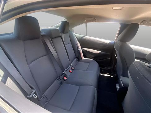Used 2025 Toyota Corolla LE FWD image 17