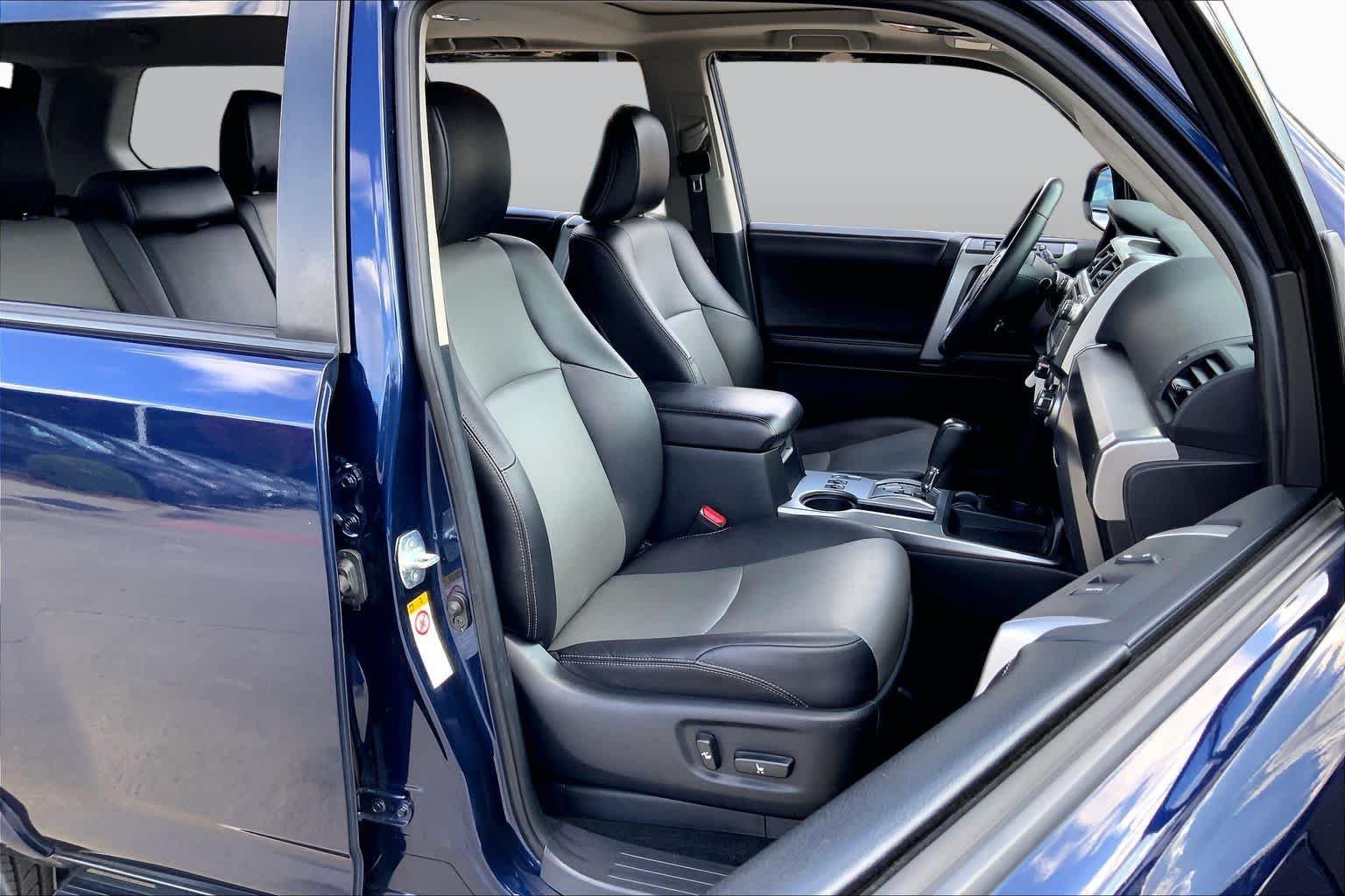 Used 2016 Toyota 4Runner SR5 Premium RWD image 9