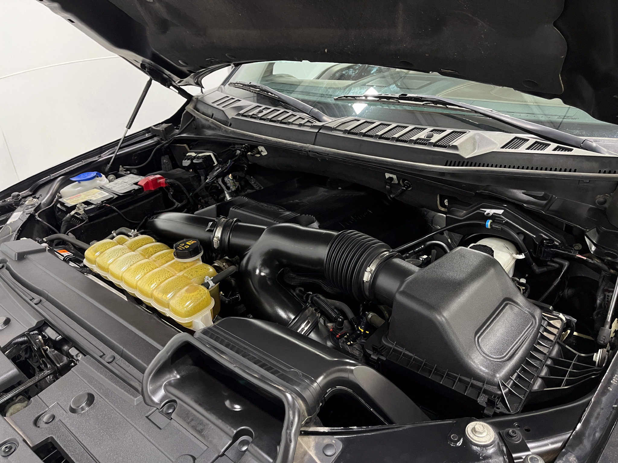 Used 2020 Ford F150 Limited AWD/4WD image 28
