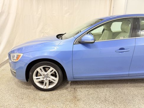 Used 2014 Volvo S60 T5 image 4