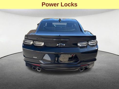 Certified 2023 Chevrolet Camaro SS RWD image 11