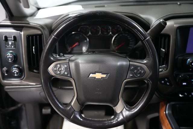 Used 2018 Chevrolet Silverado 2500 High Country w/ Duramax Plus Package AWD/4WD image 11