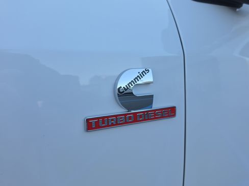Used 2025 RAM 3500 Big Horn AWD/4WD image 12