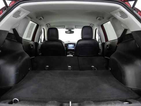 Used 2019 Jeep Compass Limited image 27