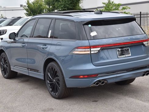 New 2026 Lincoln Aviator Reserve AWD/4WD image 9